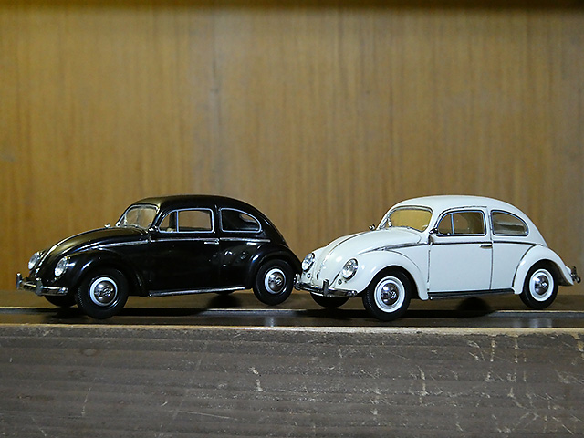 ブラックとベージュ